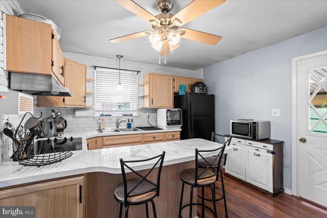 104 LAMPETER RD, Lancaster, PA 17602