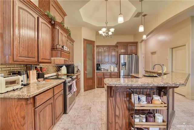 2016 S 48th Street, Mcallen, TX 78503