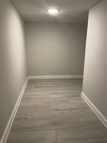 7407 Hinsdale Drive, Pasadena, TX 77505