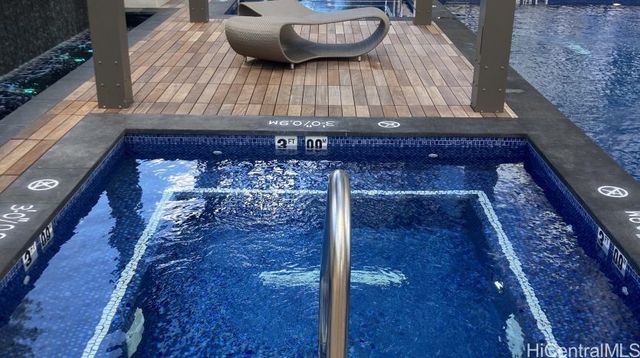 1388 Kapiolani Boulevard 1705, Honolulu, HI 96814