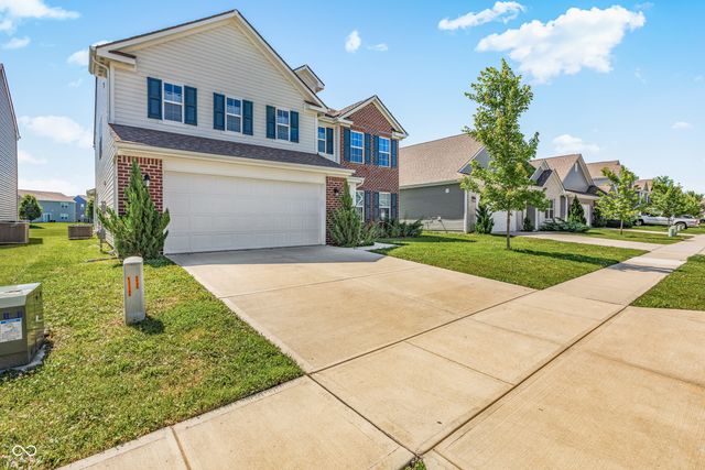 5347 Maywood Drive, Whitestown, IN 46075