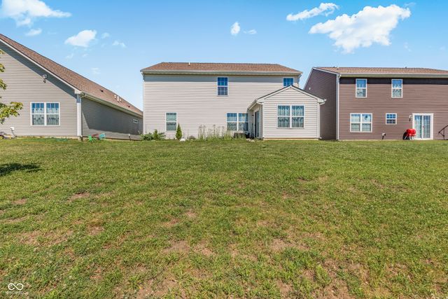 5347 Maywood Drive, Whitestown, IN 46075