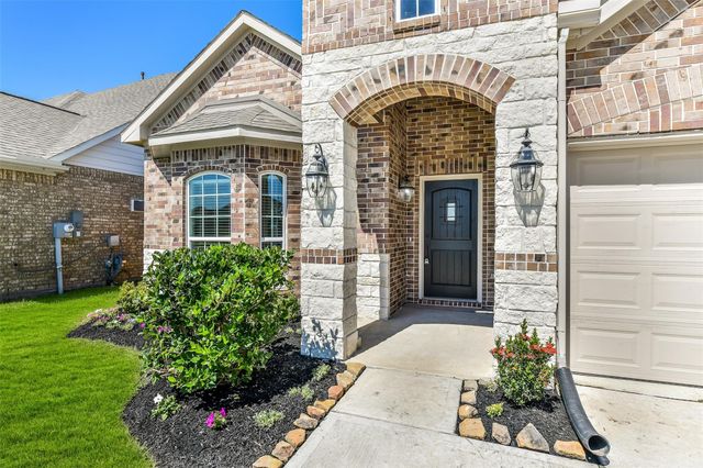 2413 Village Azalea Drive, Texas City, TX 77568