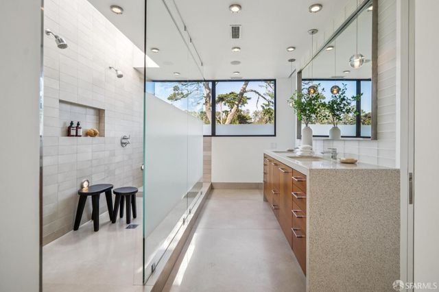 726 Lake Street, San Francisco, CA 94118