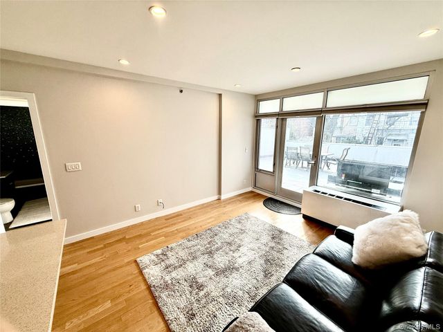 282 21st Street 2C, Brooklyn, NY 11215