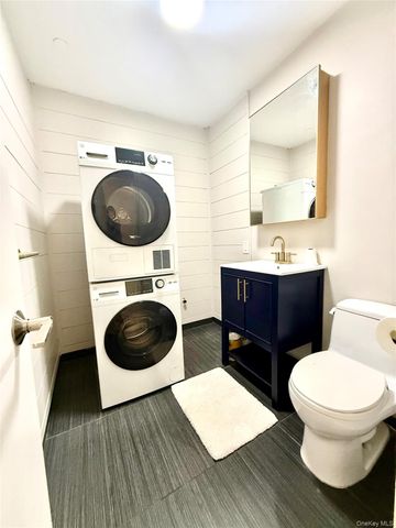 282 21st Street 2C, Brooklyn, NY 11215