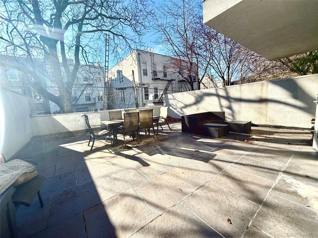 282 21st Street 2C, Brooklyn, NY 11215