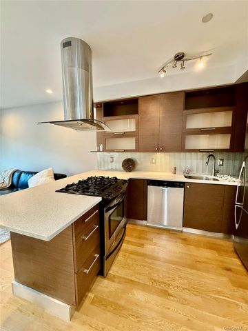 282 21st Street 2C, Brooklyn, NY 11215