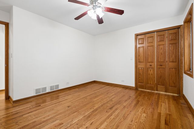 3500 S Lowe Avenue, Chicago, IL 60609