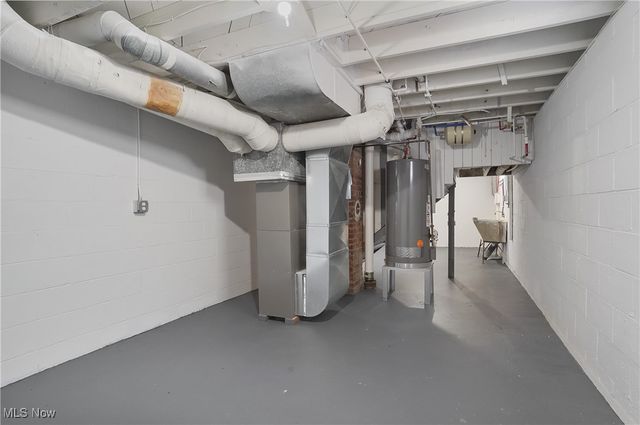 117 Fernwood Avenue, Barberton, OH 44203