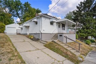 117 Fernwood Avenue, Barberton, OH 44203