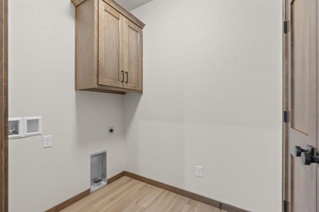 N8851 KILLARNEY WAY, Menasha, WI 54952