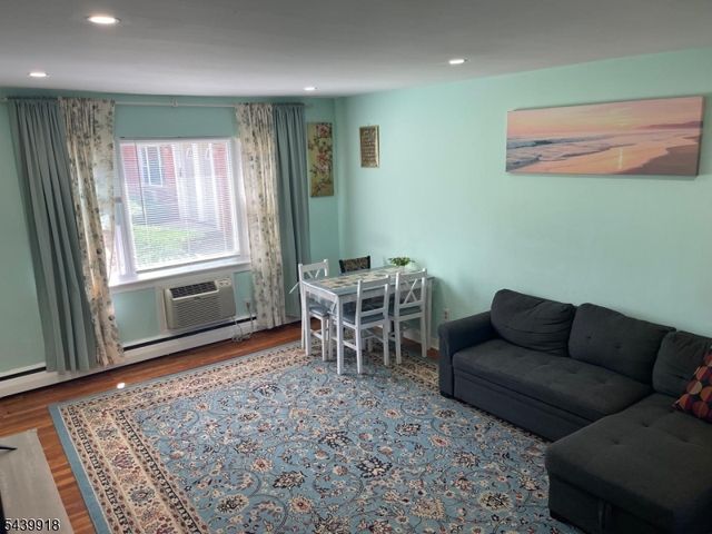 60 Fox Rd 3A, Edison Twp., NJ 08817