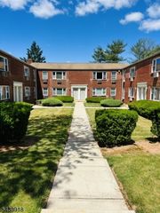 60 Fox Rd 3A, Edison Twp., NJ 08817