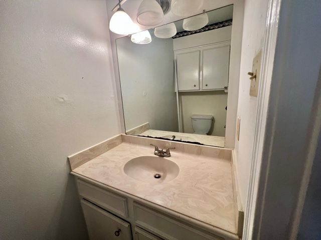 2521 Pearland Avenue, Pearland, TX 77581