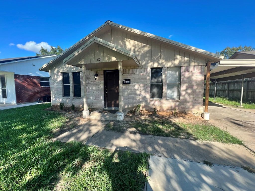 2521 Pearland Avenue, Pearland, TX 77581
