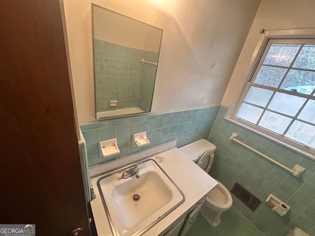 2703 Arrowood Drive, East Point, GA 30344