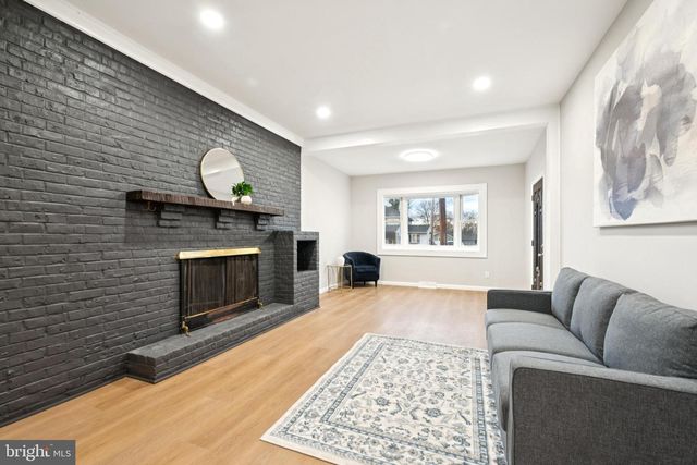 814 HESSIAN AVE, National Park, NJ 08063