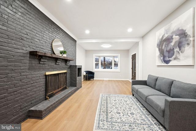 814 HESSIAN AVE, National Park, NJ 08063