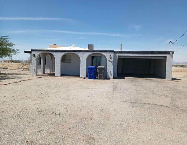 2373 Oahu Lane, Thermal, CA 92274