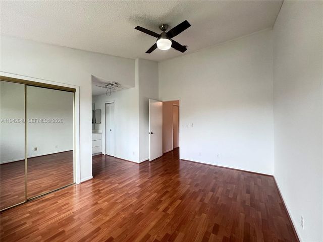 7852 NW 7th Ct, Plantation, FL 33324