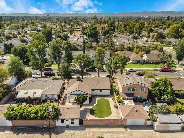 15043 Tuba, Los Angeles, CA 91345