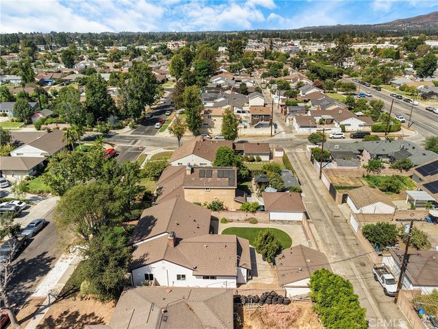 15043 Tuba, Los Angeles, CA 91345