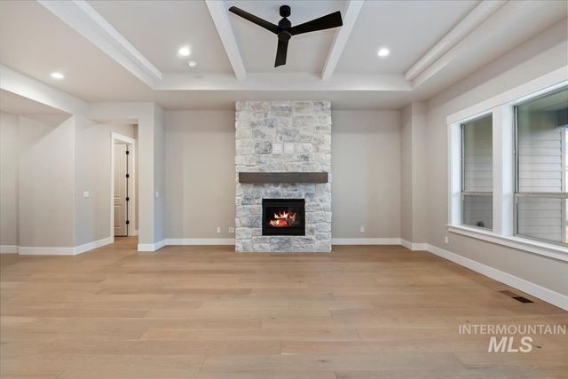 7012 W Tolland St, Eagle, ID 83616