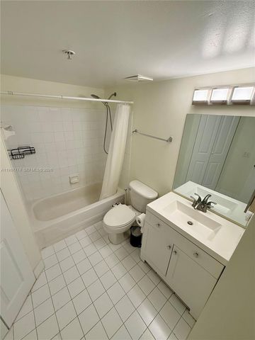 410 S Park Rd 1-105, Hollywood, FL 33021