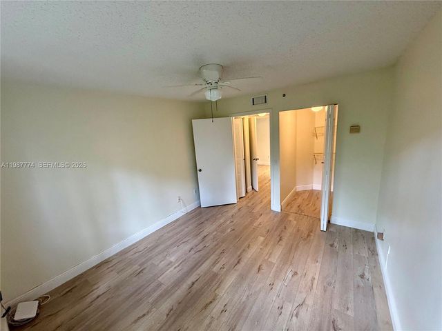 410 S Park Rd 1-105, Hollywood, FL 33021