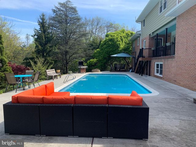 2846 VISTA CIR, Camp Hill, PA 17011