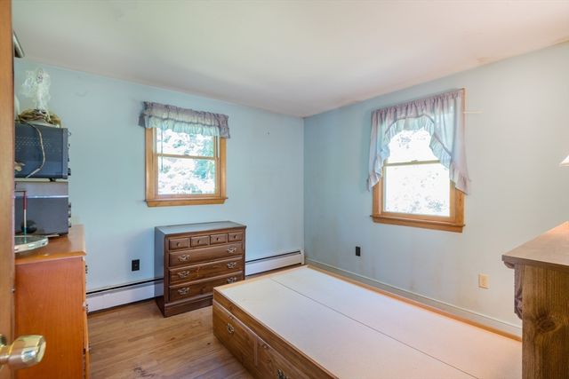 29 Puritan Rd, Bourne, MA 02532