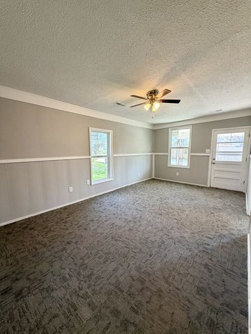 903 2nd Ave, Lawrenceburg, TN 38464