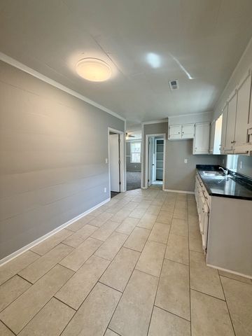 903 2nd Ave, Lawrenceburg, TN 38464