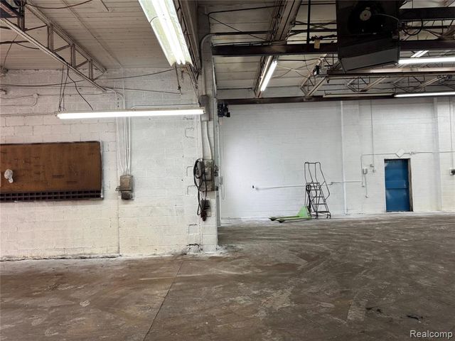 18564 Fitzpatrick Court, Detroit, MI 48228