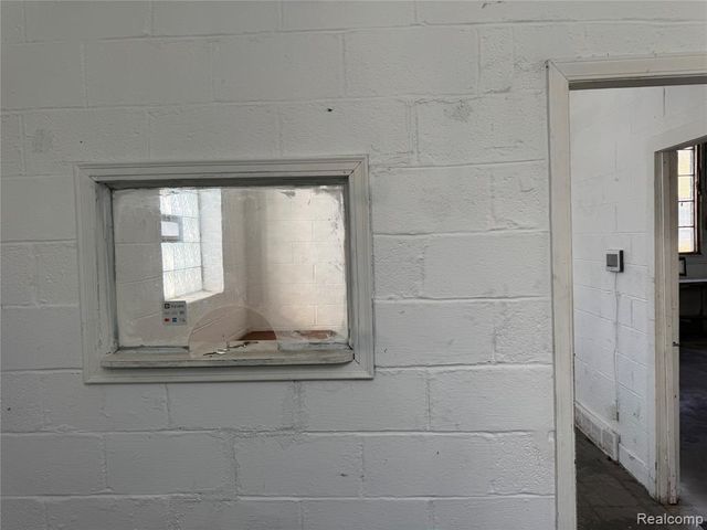 18564 Fitzpatrick Court, Detroit, MI 48228