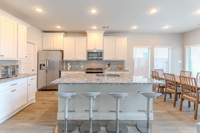 9411 Kingsford Valley Court, Tomball, TX 77375