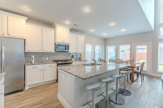 9411 Kingsford Valley Court, Tomball, TX 77375