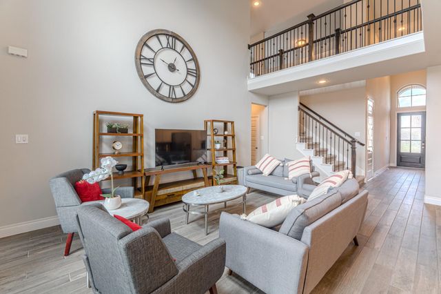 9411 Kingsford Valley Court, Tomball, TX 77375