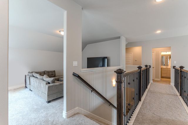 9411 Kingsford Valley Court, Tomball, TX 77375