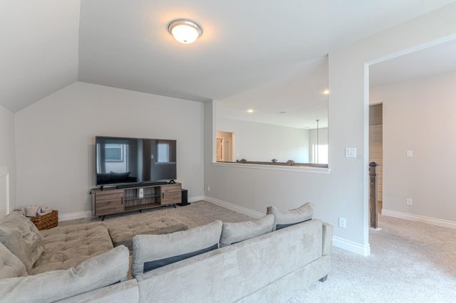 9411 Kingsford Valley Court, Tomball, TX 77375