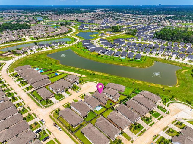 9411 Kingsford Valley Court, Tomball, TX 77375