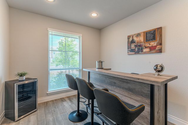 9411 Kingsford Valley Court, Tomball, TX 77375