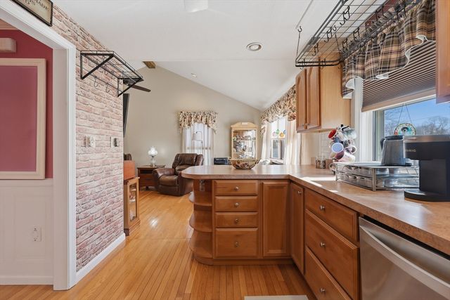 37 Warrenton Road, Haverhill, MA 01832