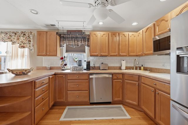 37 Warrenton Road, Haverhill, MA 01832