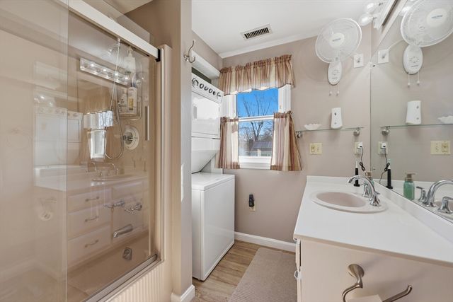 37 Warrenton Road, Haverhill, MA 01832