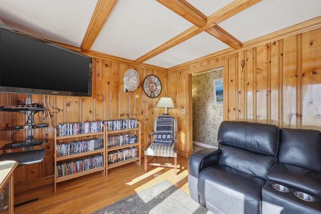 37 Warrenton Road, Haverhill, MA 01832