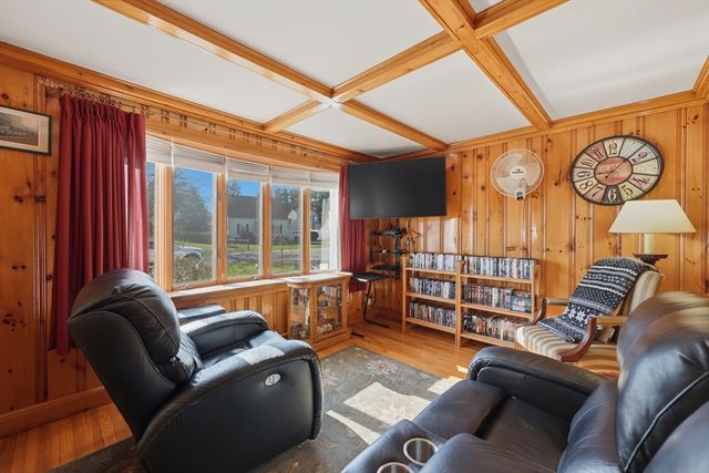 37 Warrenton Road, Haverhill, MA 01832