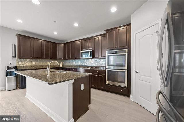 4305 CAMLEY WAY, Burtonsville, MD 20866