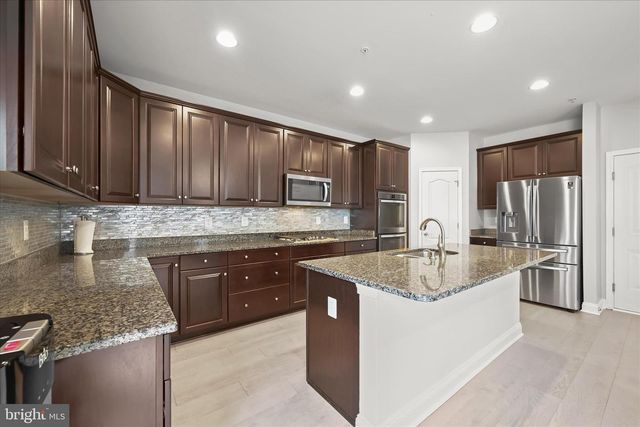 4305 CAMLEY WAY, Burtonsville, MD 20866